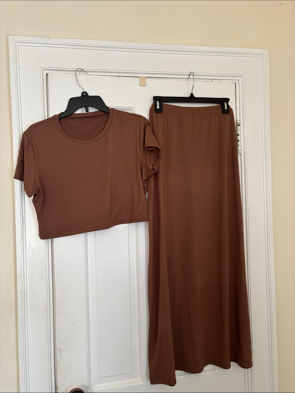 Women's Brown Crop Tee - Minimal Short Sleeve